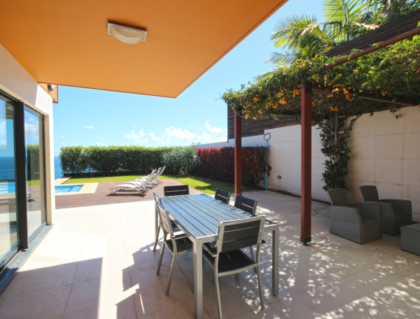 Villa Solmar with private heated pool