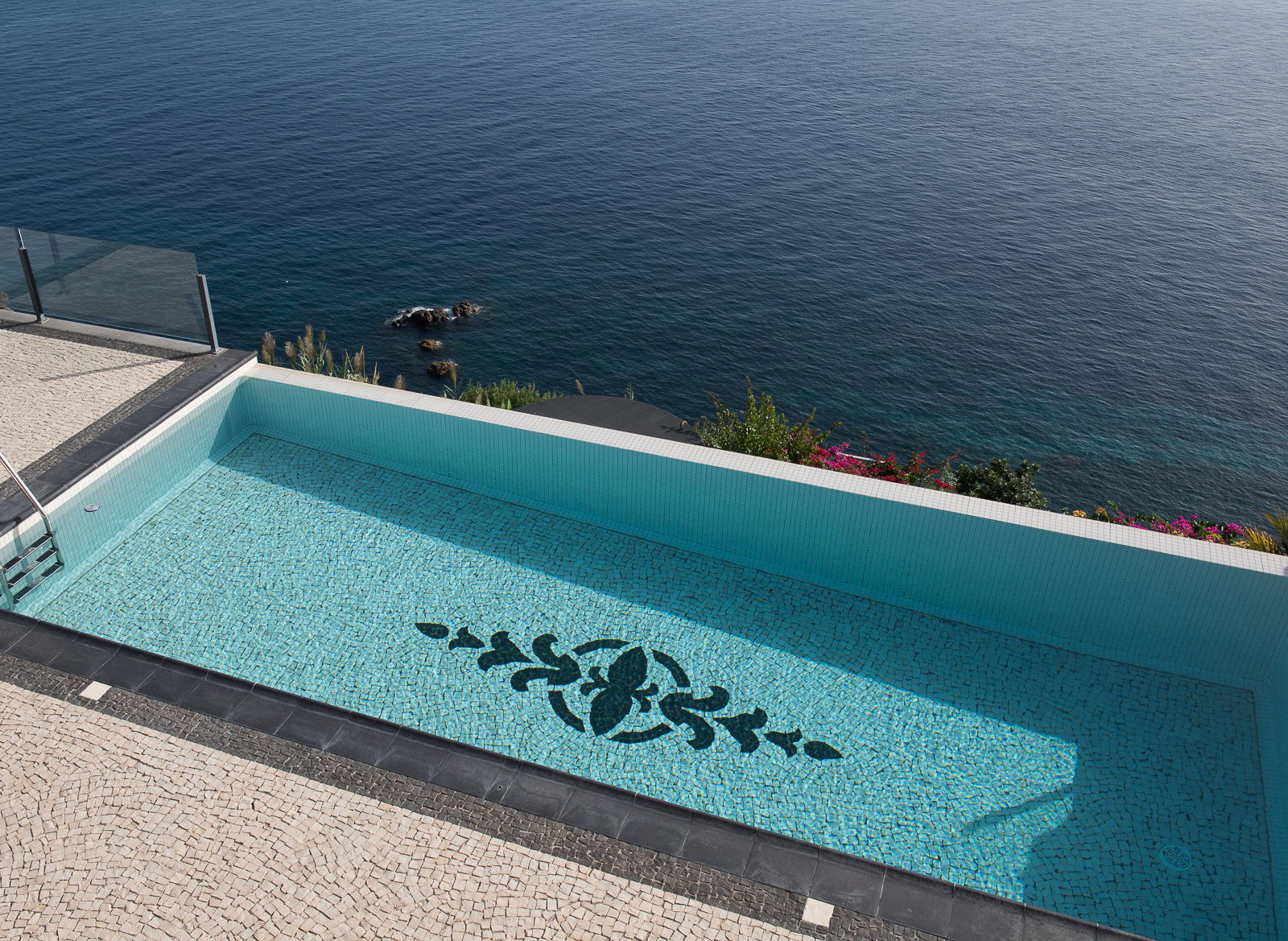 Luxury Oceanfront Villa in Calheta