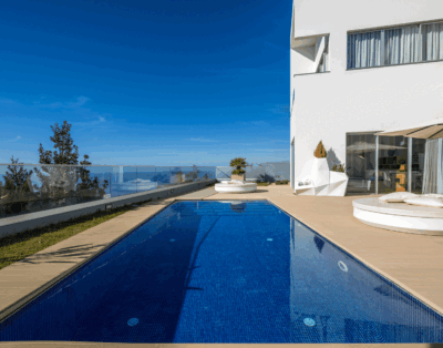 Villa Carlota with private pool