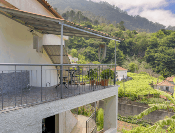 Gil House